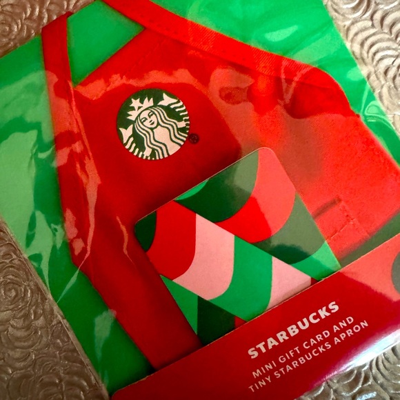 ❣️Starbucks🎄Mini Red Apron with gift card in original package - Picture 3 of 3